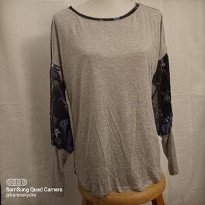 𝅺ANTHROPOLOGIE Long Sleeve Pullover Top Women's Size Medium NWT
